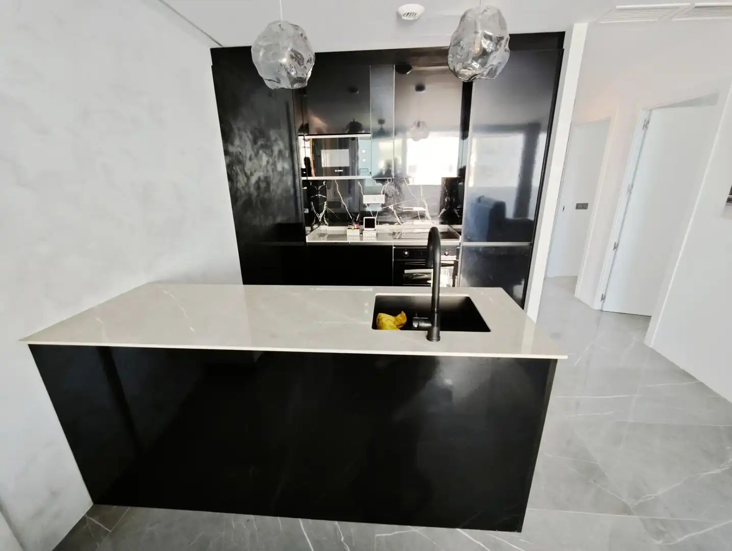 Cuina de Apartament en venda en Benalmádena amb Aire condicionat, Terrassa i Traster