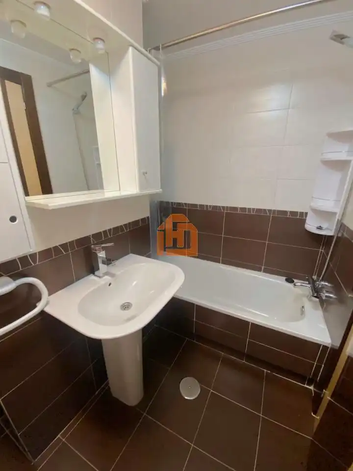 Badezimmer von Wohnungen zur Miete in León Capital  mit Heizung, Parkett und Terrasse
