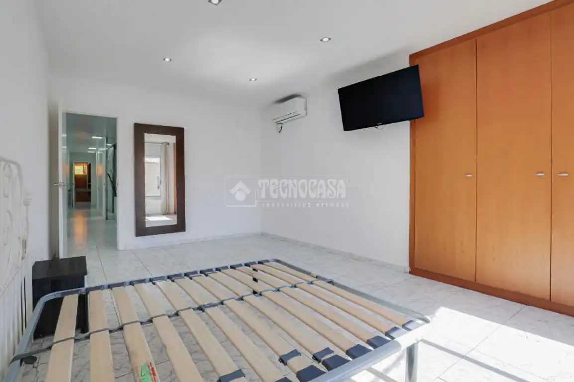 Schlafzimmer von Wohnung zum Verkauf in Terrassa mit Heizung und Terrasse