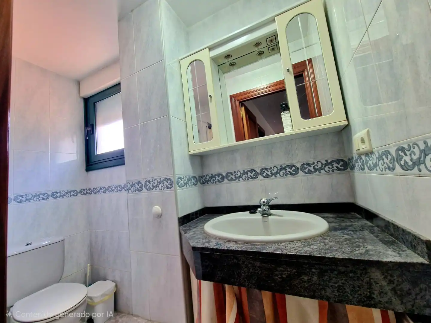 Baño de Piso en venta en Tapia de Casariego con Calefacción