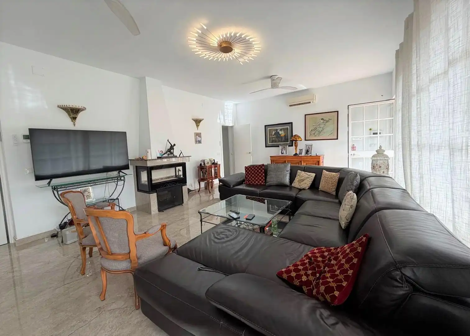 Living room of Houses for sale in Benalmádena  with Air Conditioner, Heating and Private garden