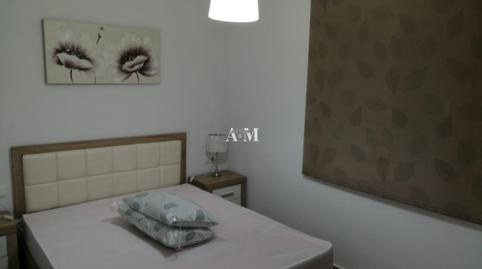 Foto 5 de Casa adosada de lloguer a Monte y Mar, Alicante