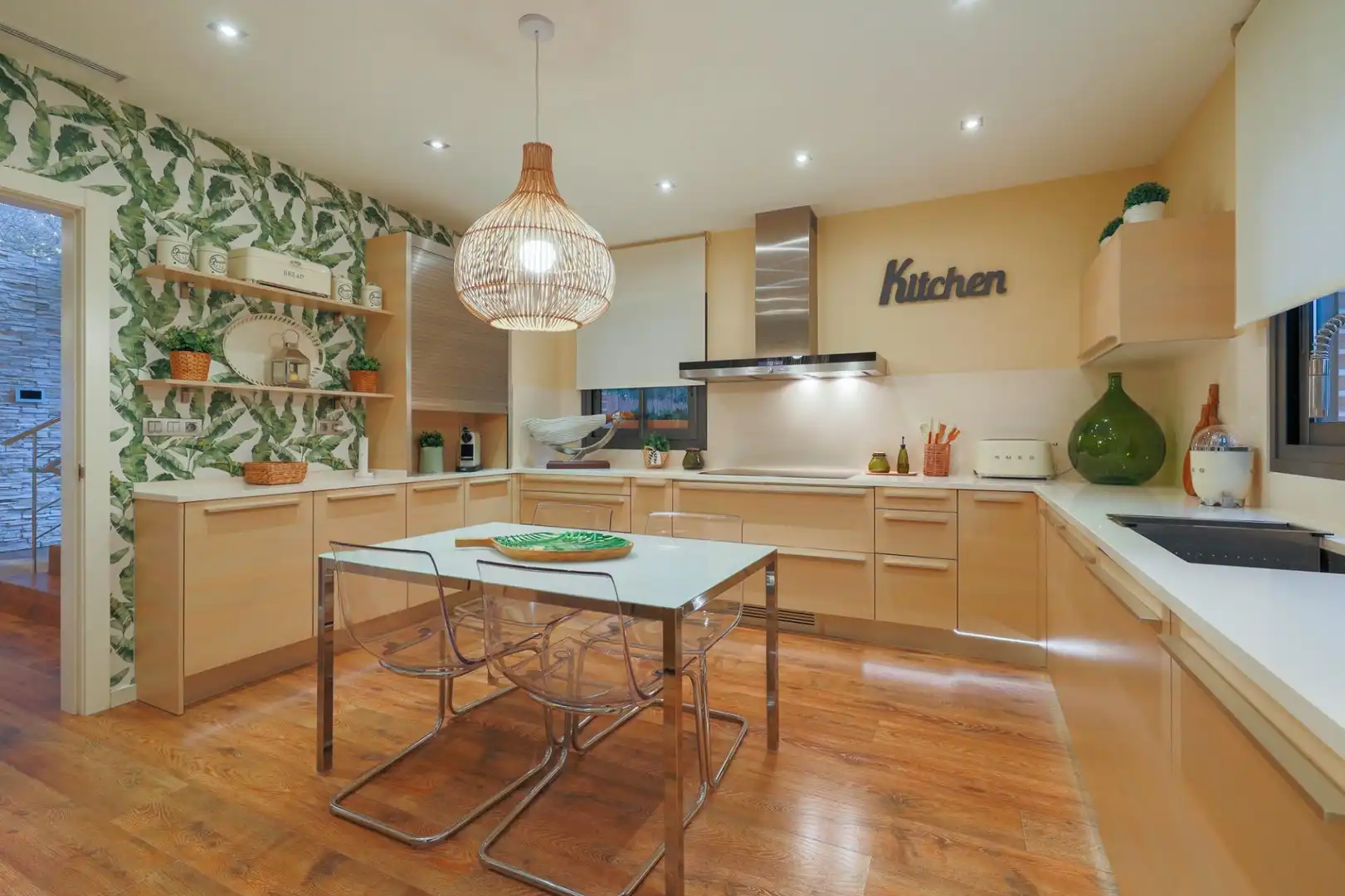 Cocina de Casa o chalet en venta en Vilassar de Dalt con Aire acondicionado, Calefacción y Jardín privado