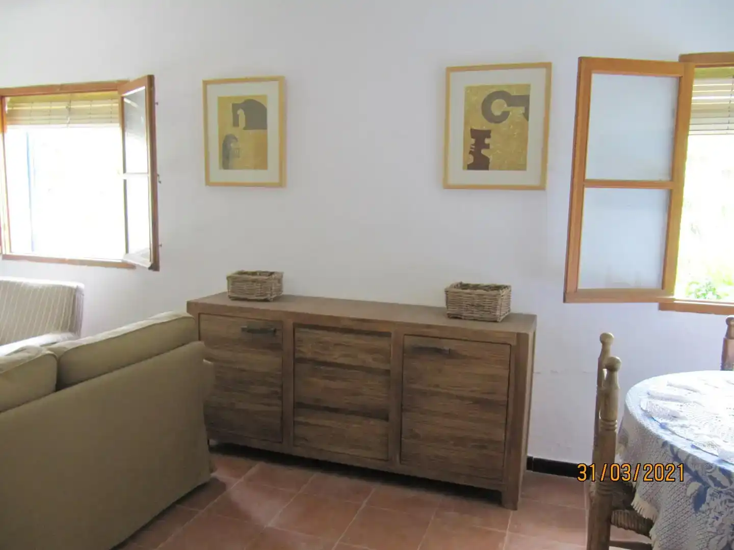 Sala de estar de Casa o chalet en venta en Alozaina con Jardín privado, Piscina y Amueblado