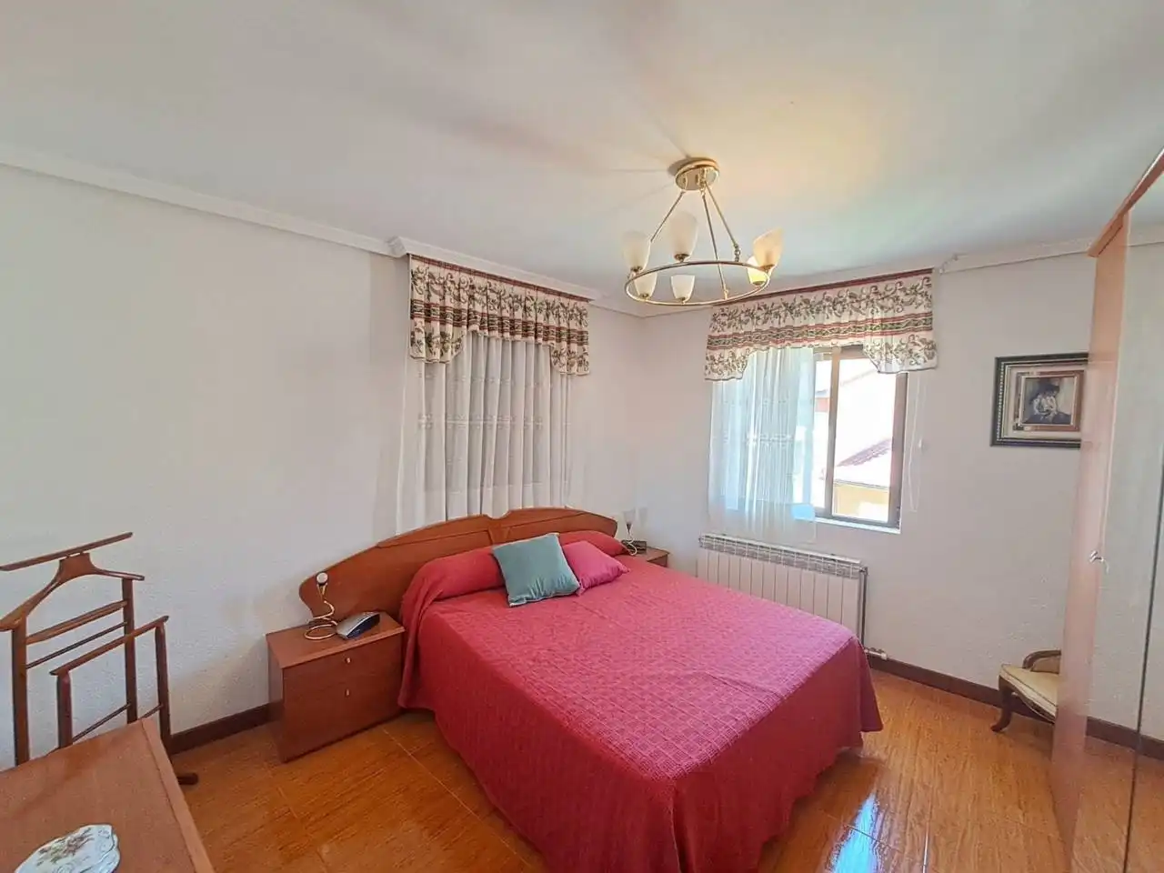Habitación de Casa o chalet en venta en Las Quintanillas con Calefacción y Terraza