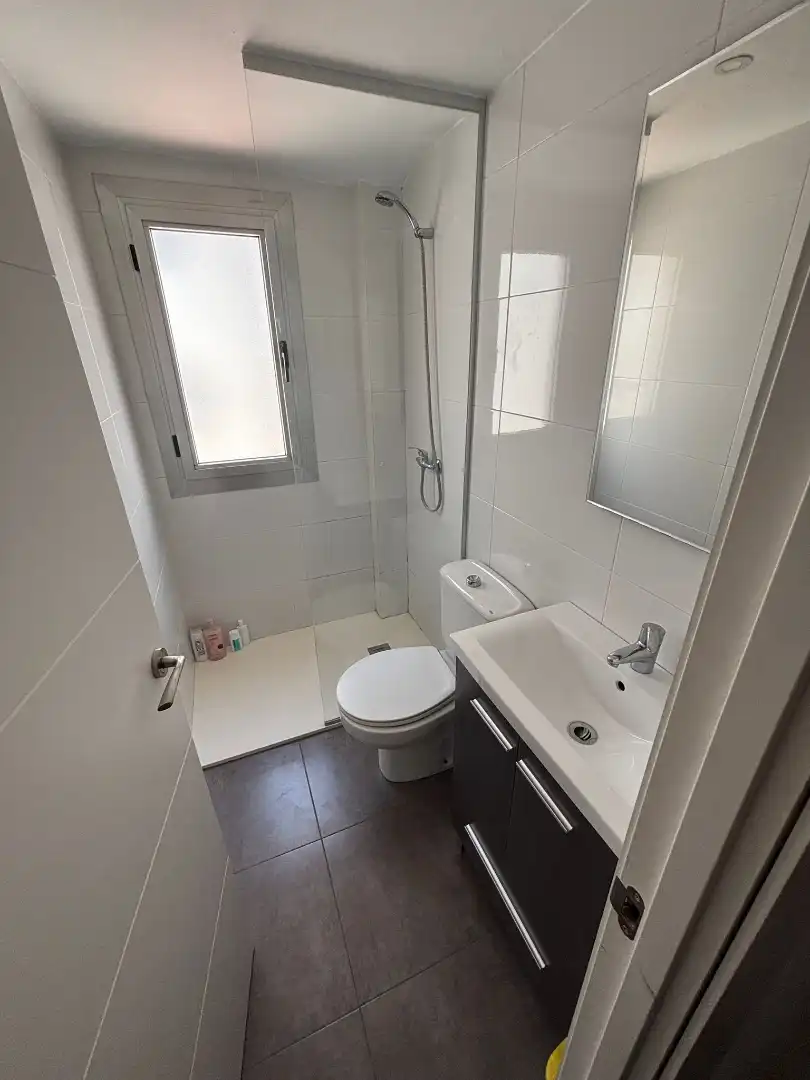 Baño de Piso de alquiler en Zaragoza con Calefacción, Amueblado y Horno
