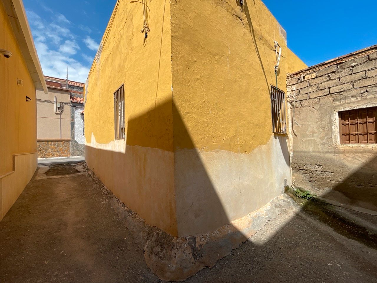 Exterior view of House or chalet for sale in Adra