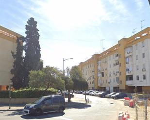 Exterior view of Flat for sale in  Sevilla Capital  with Terrace