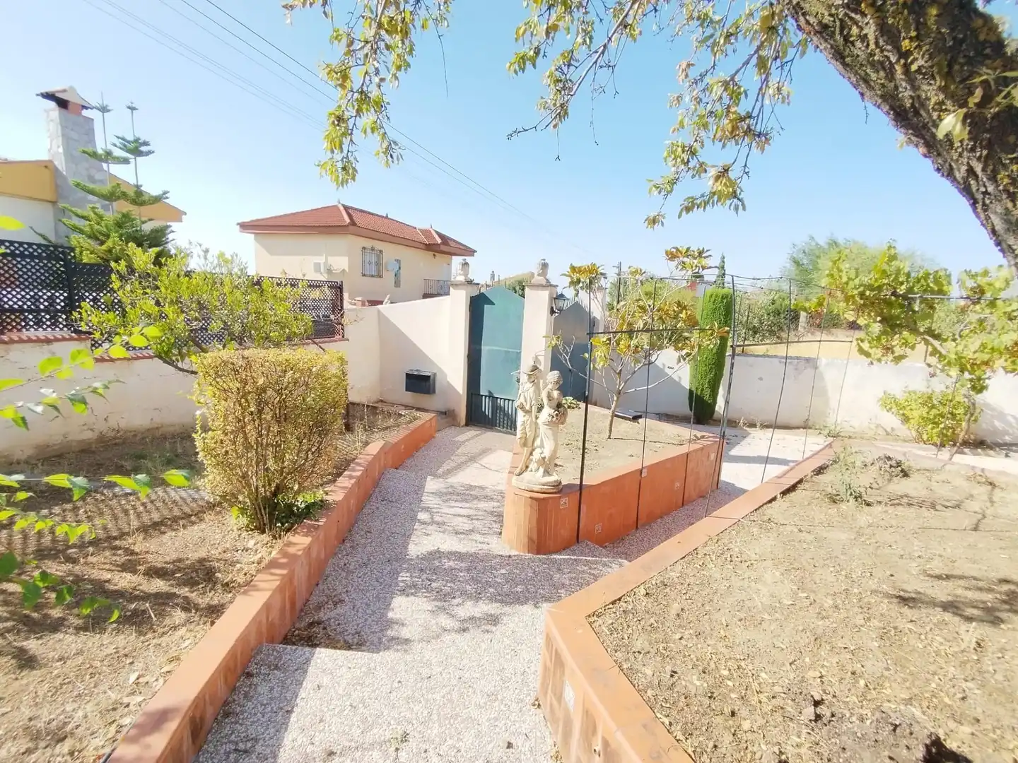 Chalet con piscina en venta en INFANTA ELENA, imagen 3