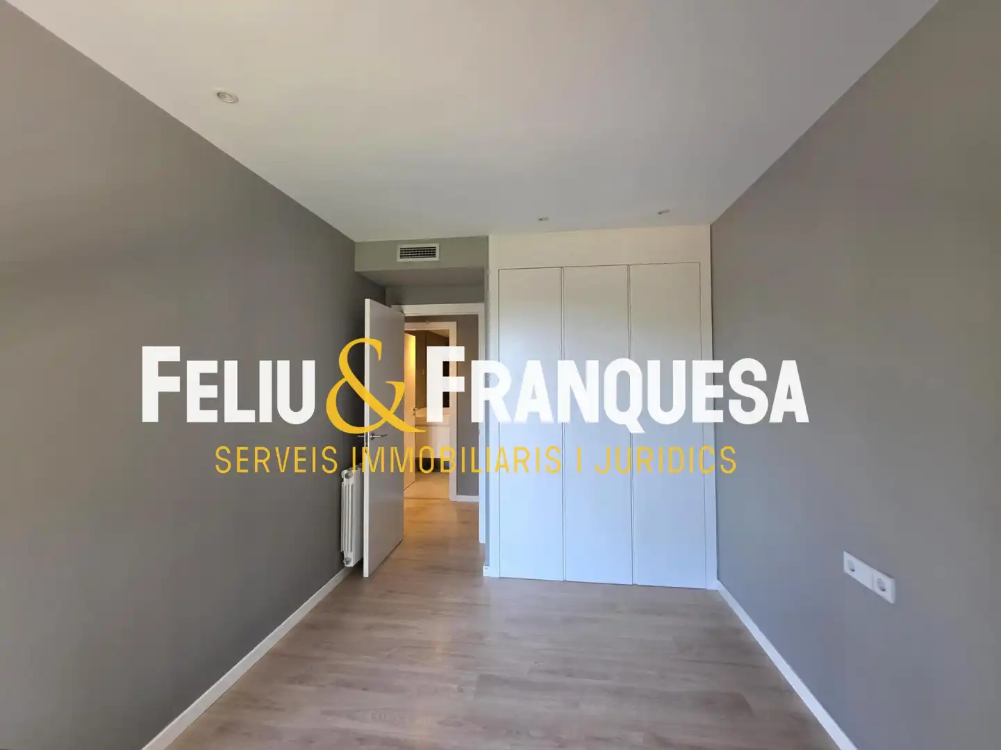 Piso en venta en Sant Cugat del Vallès con Calefacción, Jardín privado y Terraza
