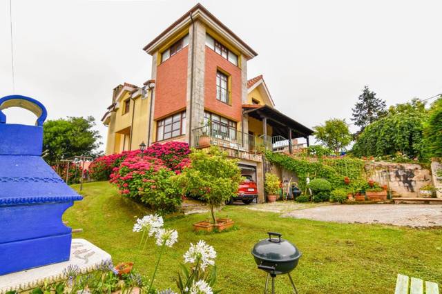 Casa-chalet en Venta en Barrio La Tejera en Boo