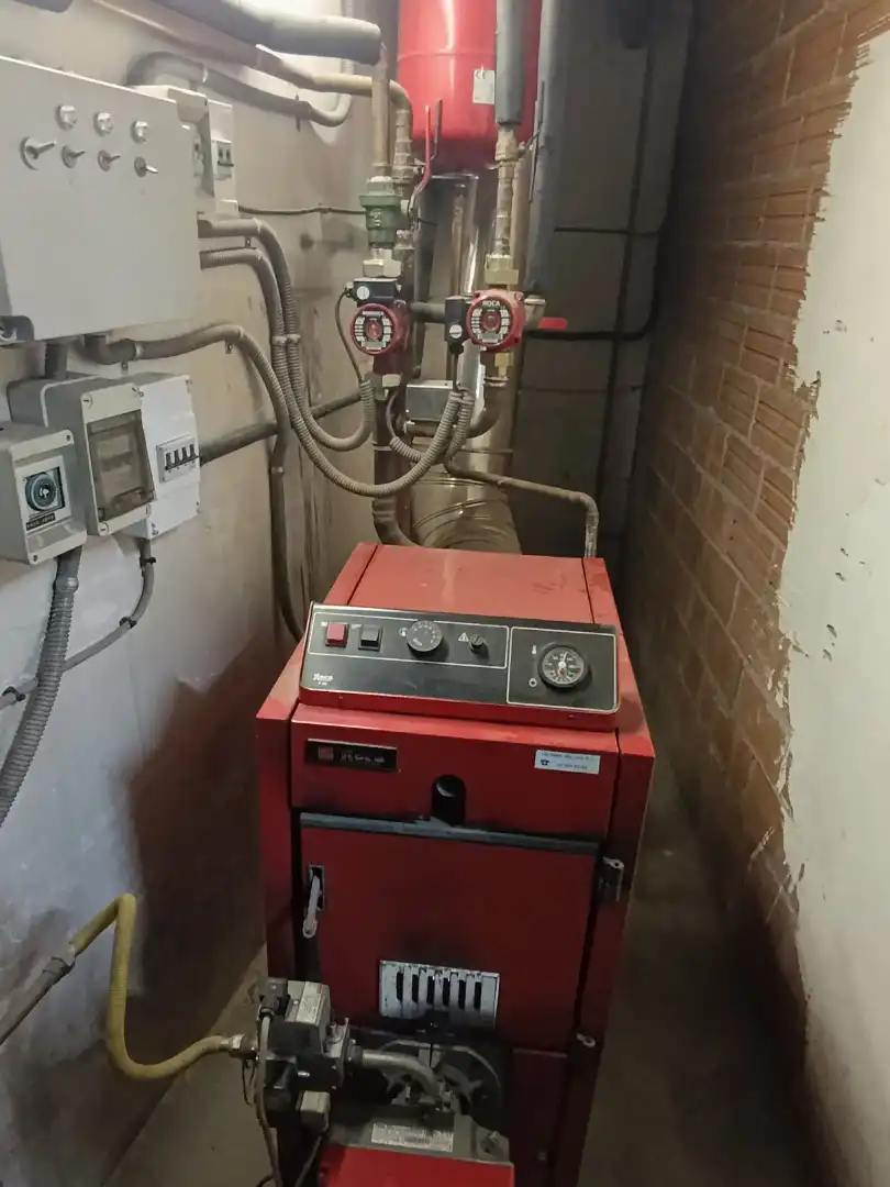 Industrial building with lift for sale in Carrer Sant Jaume 45, imagen 17