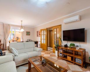 Living room of Single-family semi-detached for sale in Roquetas de Mar  with Air Conditioner, Terrace and Furnished