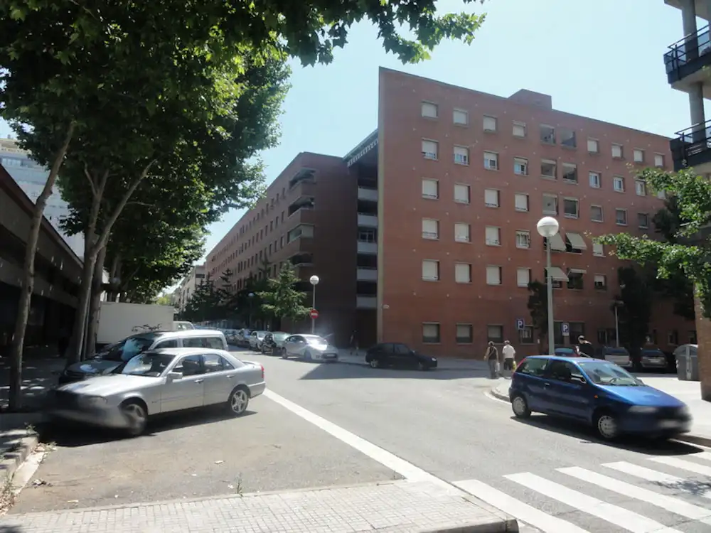 Flat for sale in Salvador Espriu, imagen 3