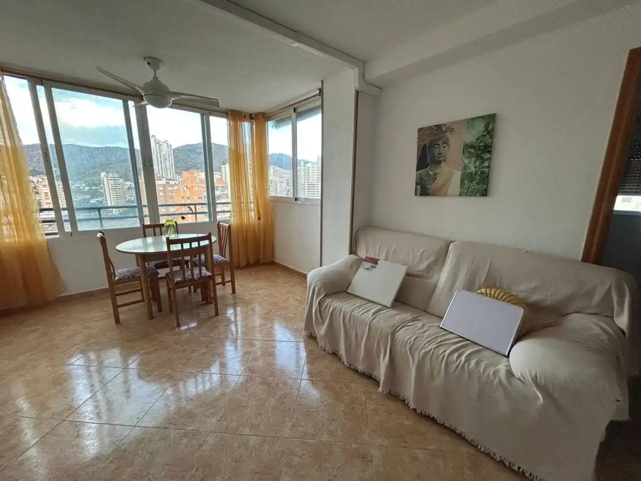 Sala de estar de Apartamento en venta en Benidorm con Aire acondicionado, Calefacción y Terraza