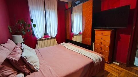 Foto 4 de Piso en venta en Calle Antonio Lucio Villegas, 62, Sama, Asturias