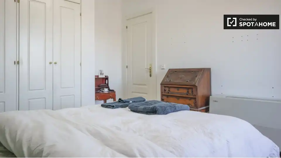 Piso con terraza en alquiler en Fuencarral - El Pardo, imagen 17