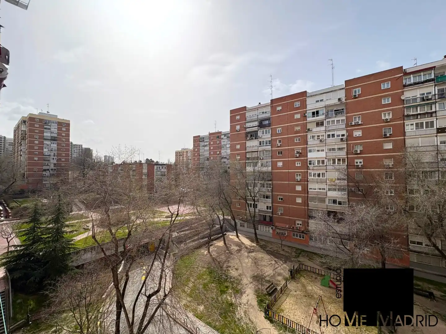 Vista exterior de Piso en venta en Madrid con Parquet, Terraza y Amueblado