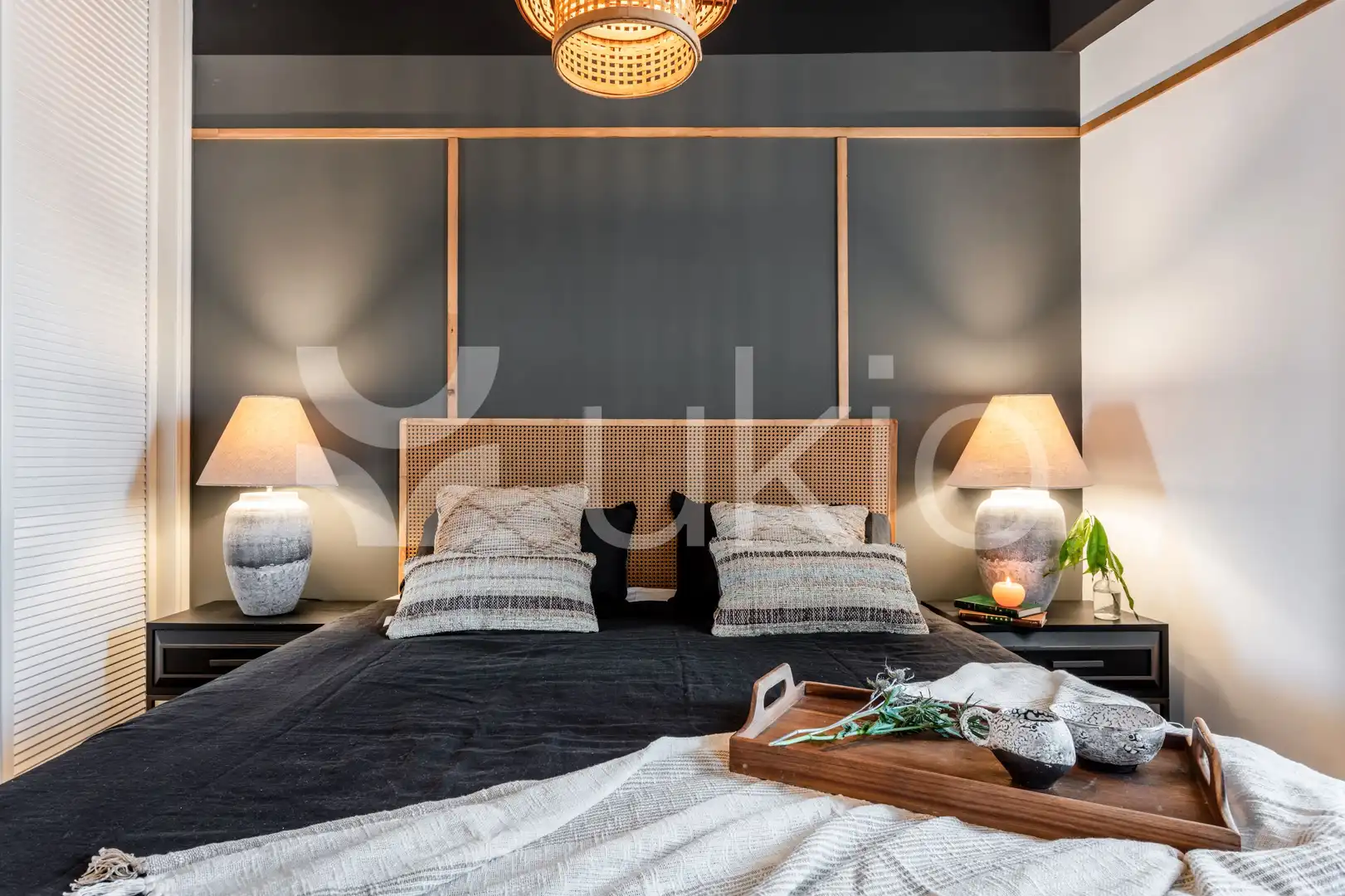 Dormitori de Apartament de lloguer en Madrid amb Aire condicionat, Calefacció i Moblat