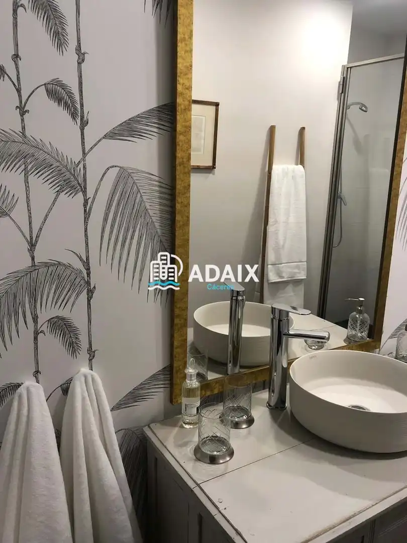 Flat for rent in C. Caleros, Casco Antiguo