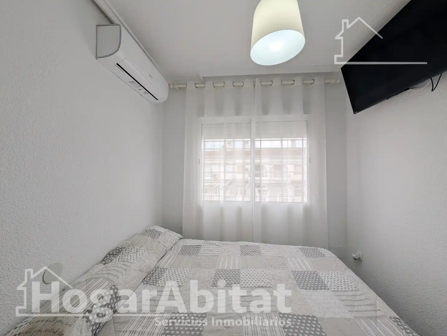 Habitación de Casa o chalet en venta en Santa Pola con Aire acondicionado, Terraza y Amueblado