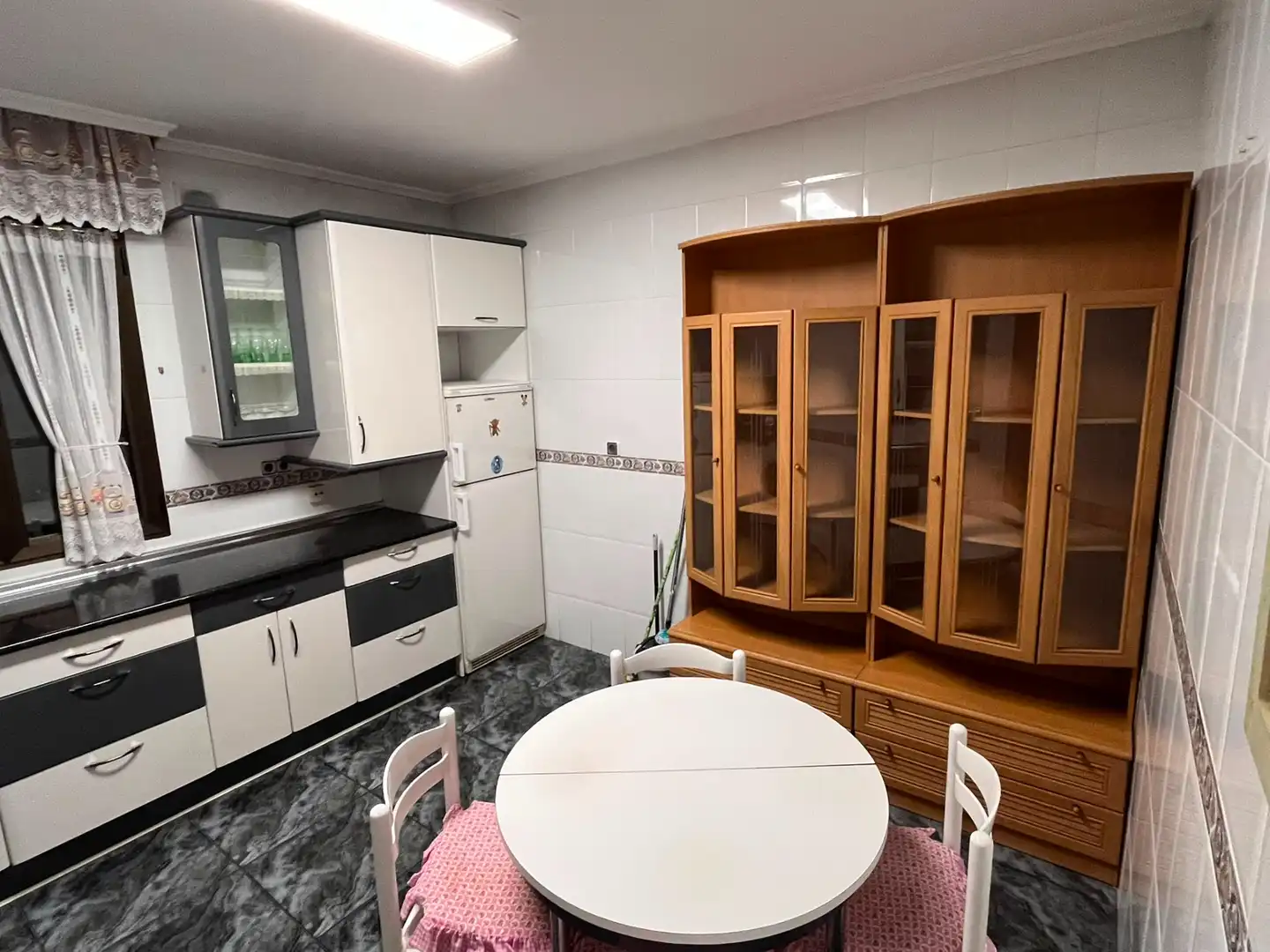 Kitchen of Flat for rent in Miranda de Ebro  with Heating, Furnished and Oven