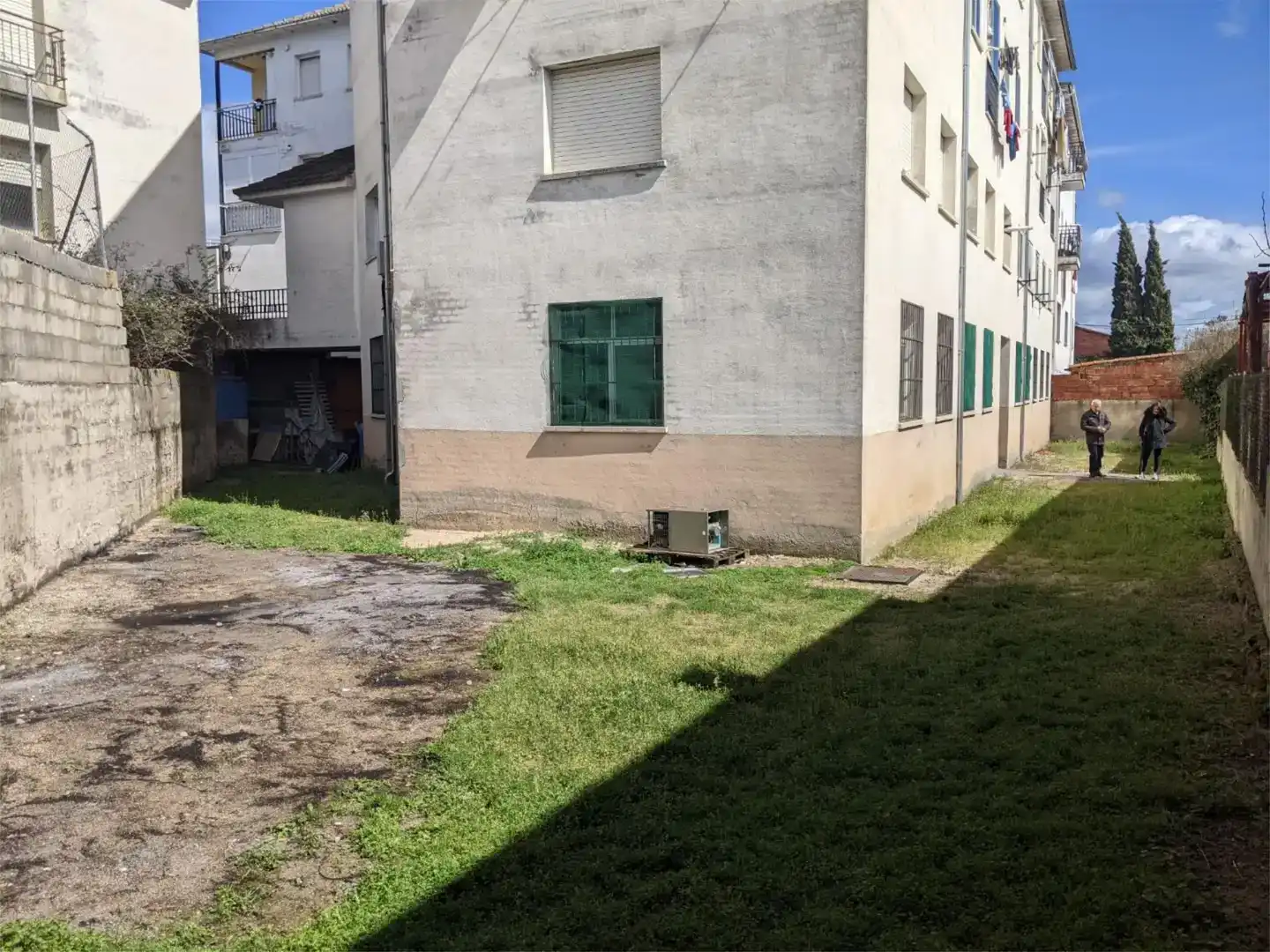 Außenansicht von Fabrikhallen zum Verkauf in Navaluenga, Ávila