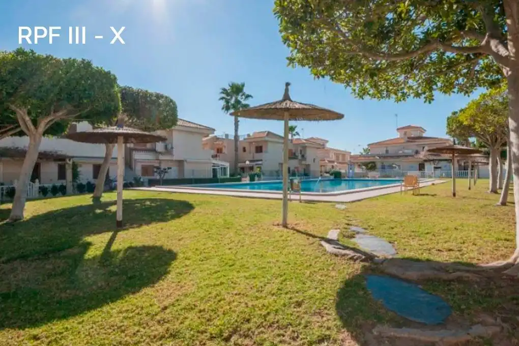 Jardín de Casa adosada en venta en Orihuela