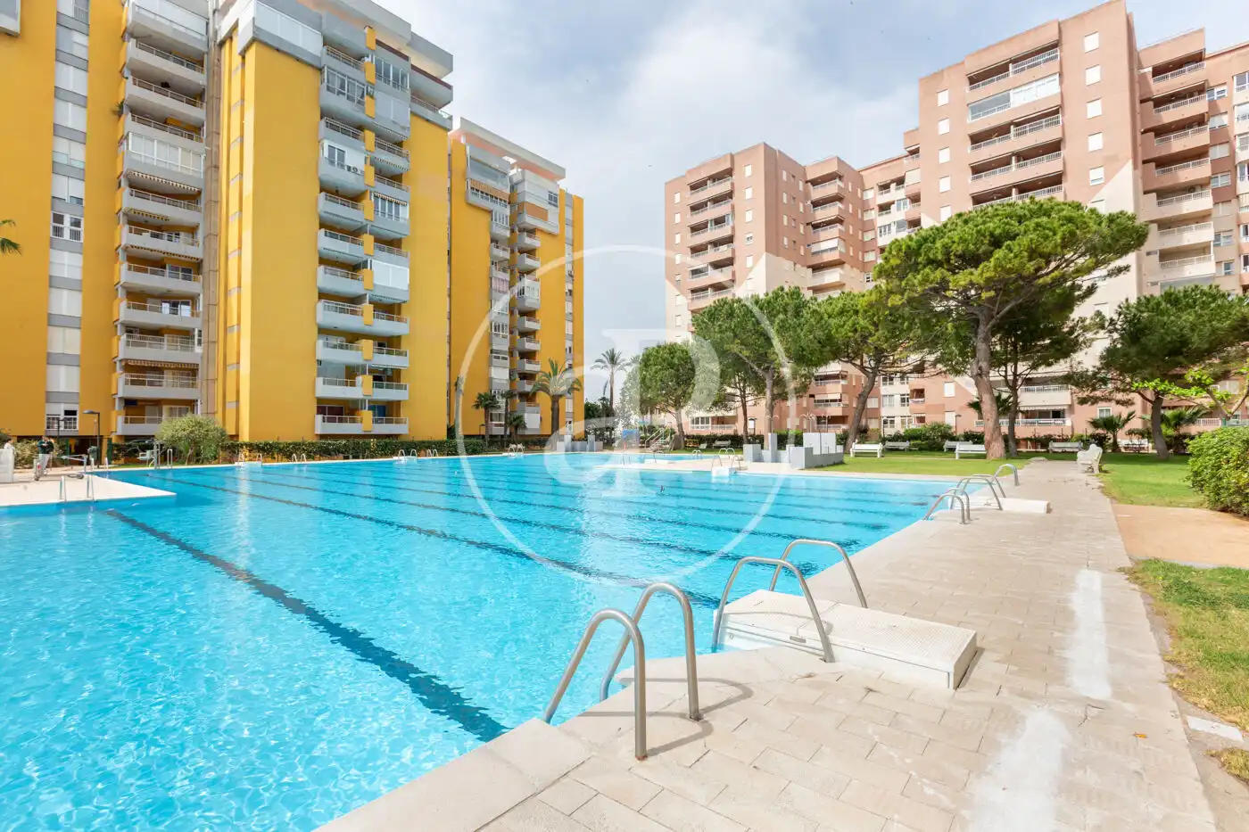Swimming pool of Flat for rent in Canet d'En Berenguer  with Air Conditioner, Heating and Private garden