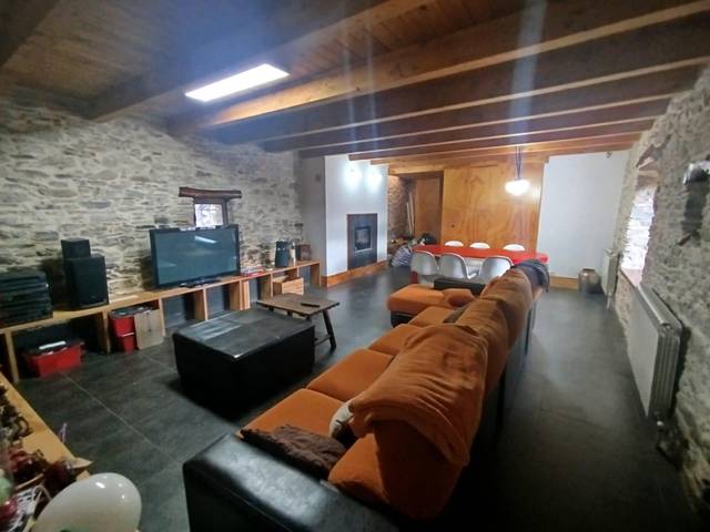 Casa-chalet en Venta en Santa María de Ordás