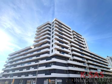 Pis amb piscina de lloguer a Carrer del Carme 94