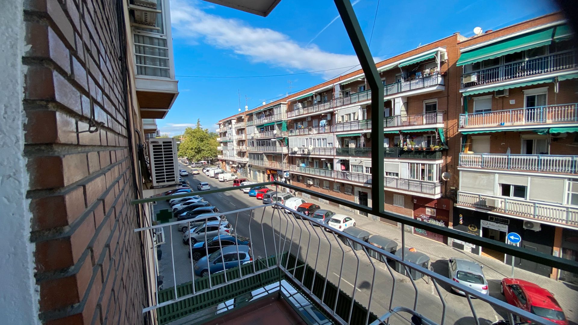 Exterior view of Flat for sale in  Madrid Capital  with Heating, Terrace and Furnished