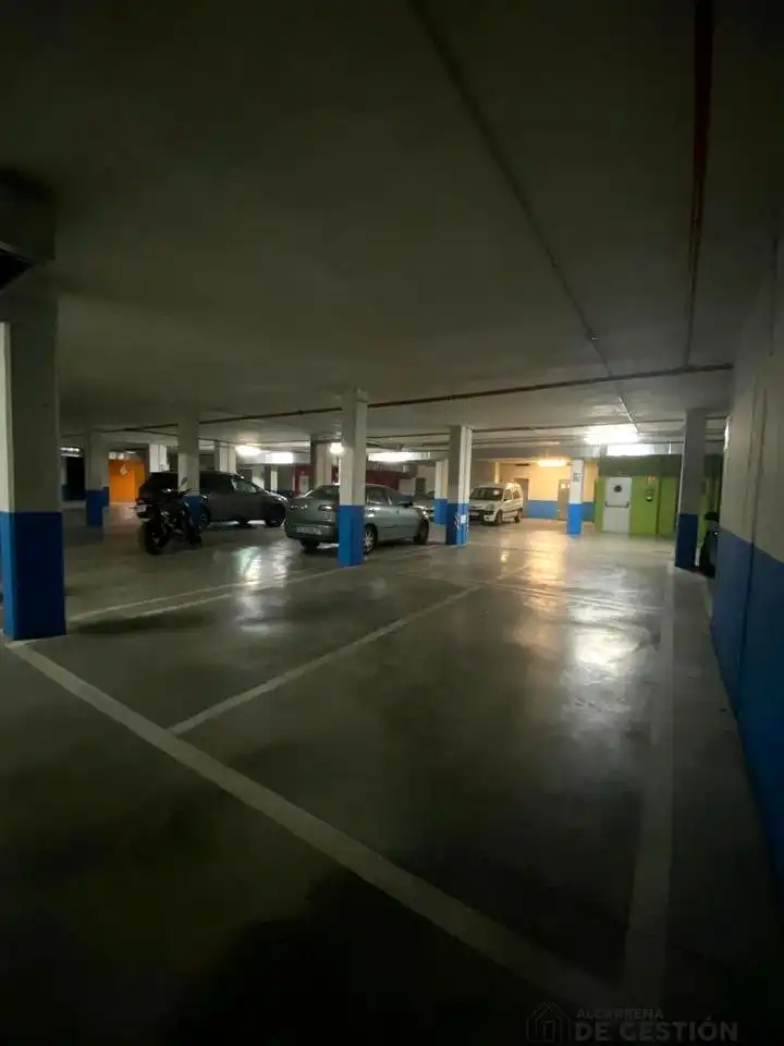 Parkplatz zur Miete in Bulevar del Deporte, imagen 3