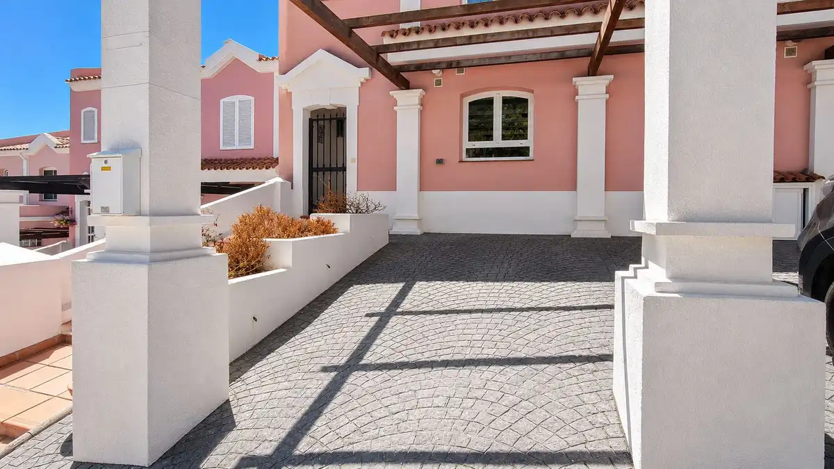 Reihenhaus mit Pool zum Verkauf in La Alcaidesa, imagen 12