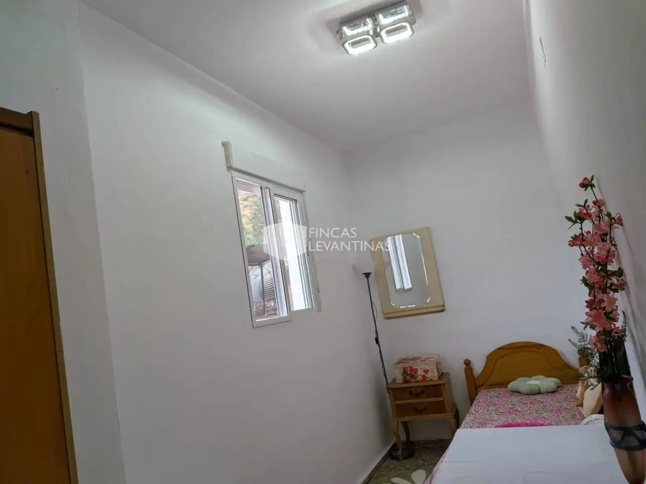 Finca rústica de alquiler en San Vicente del Raspeig / Sant Vicent del Raspeig con Terraza y Amueblado