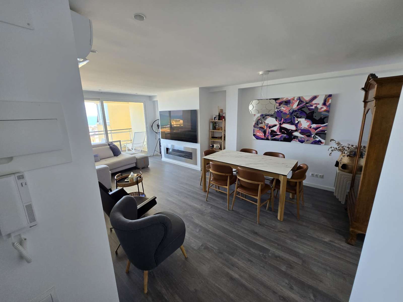 Sala d'estar de Apartament per a compartir en Sueca amb Aire condicionat i Terrassa