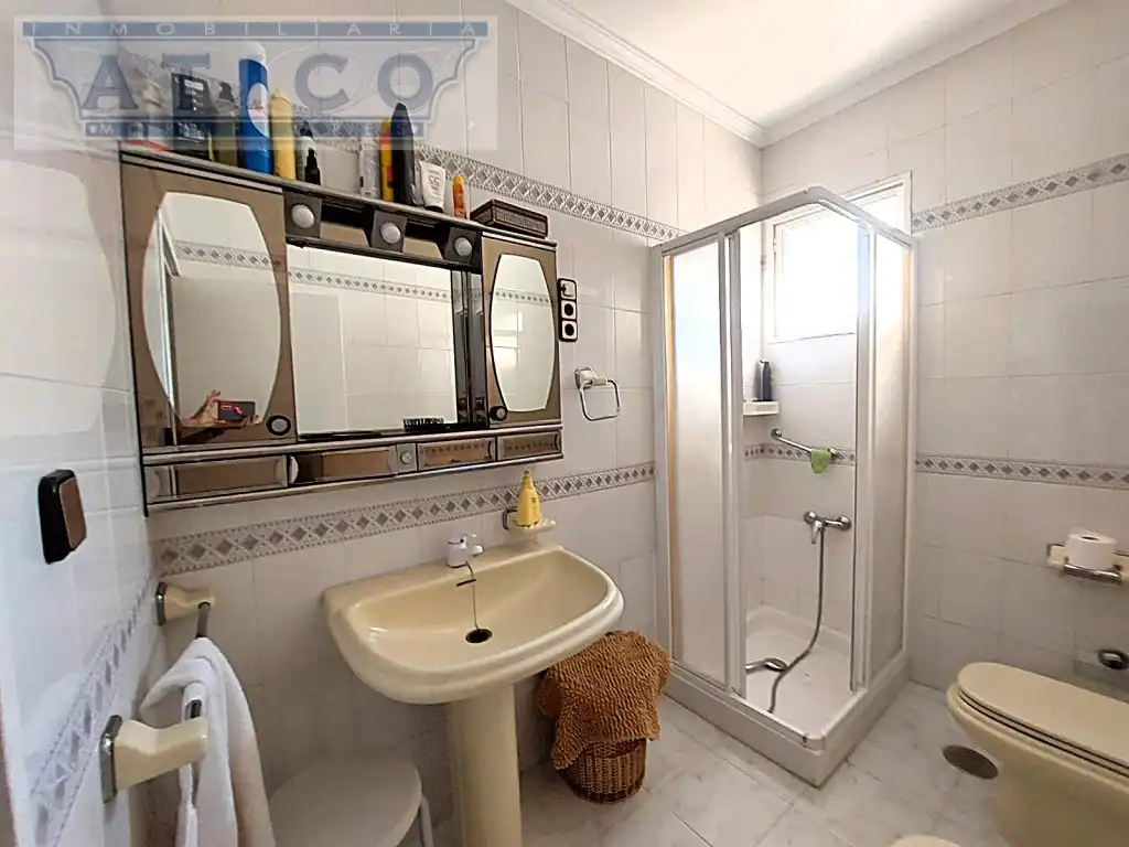 Bathroom of Houses for sale in Sevilla  with Air Conditioner and Terrace