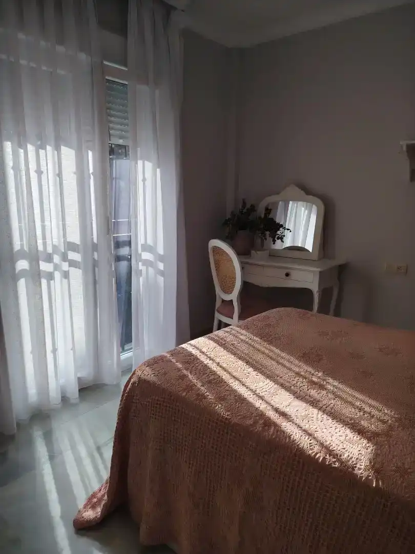 Dormitori de Casa o xalet en venda en Motril amb Aire condicionat i Balcó