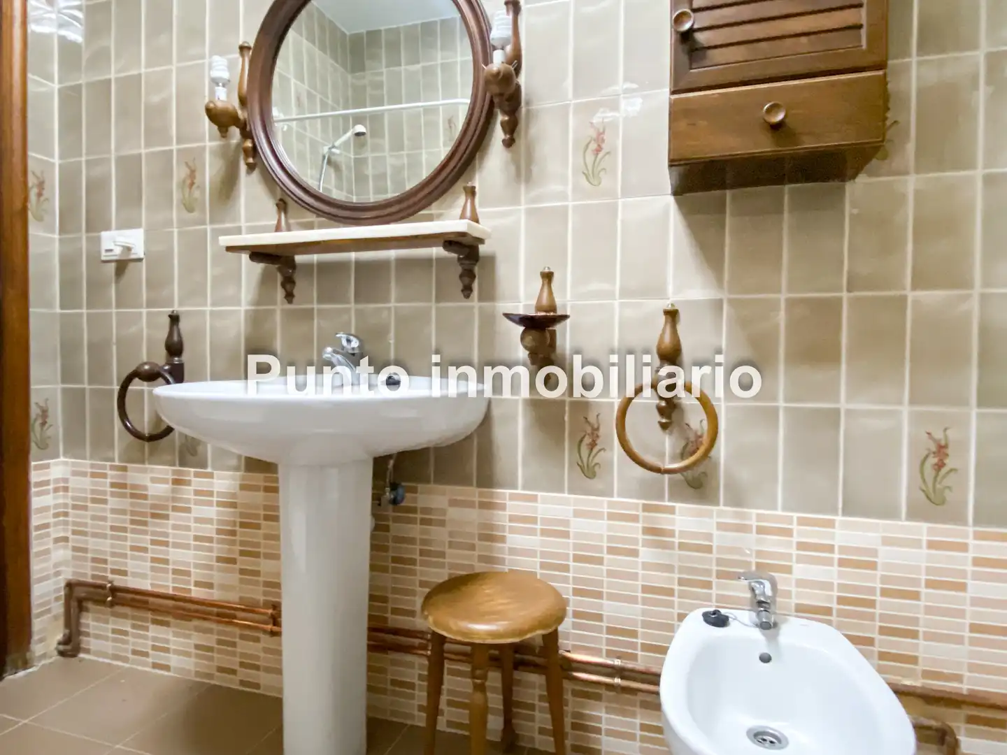 Baño de Casa adosada en venta en Tudela de Duero con Calefacción, Jardín privado y Terraza