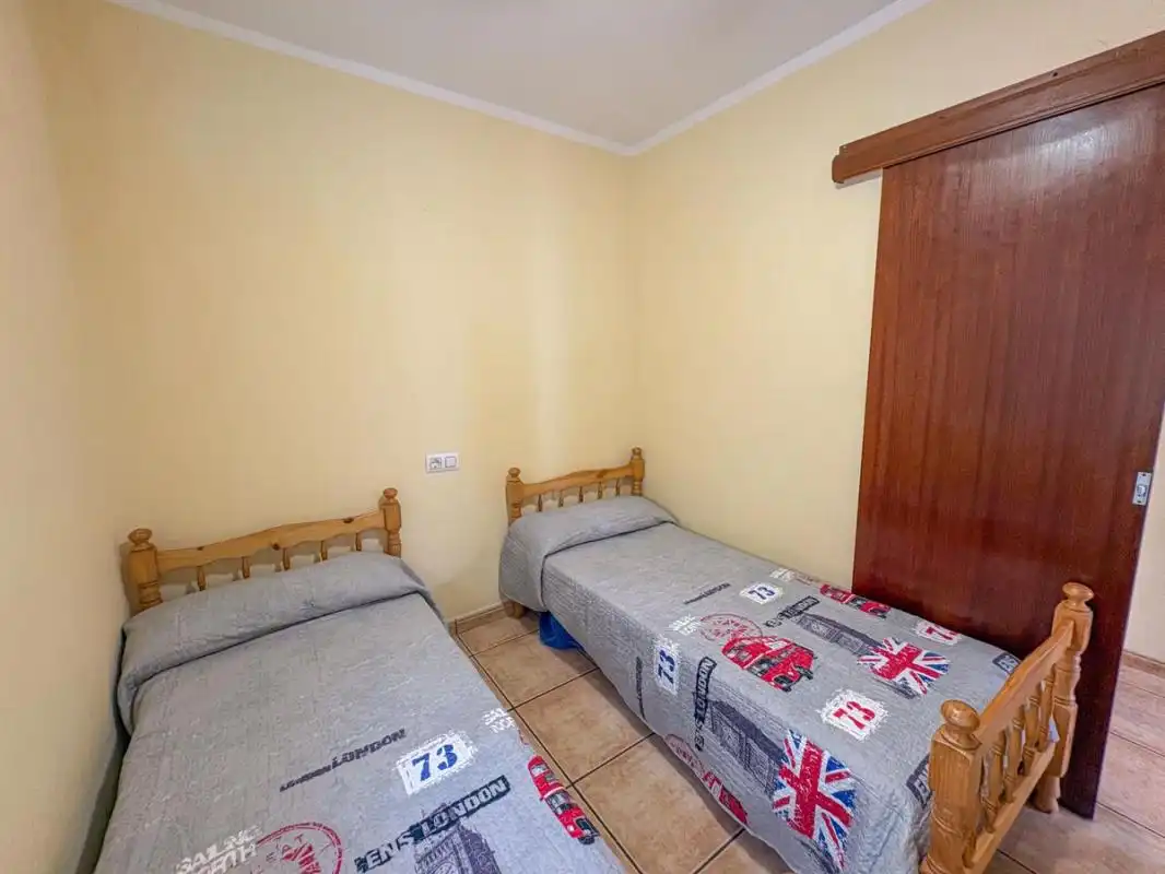 Habitación de Planta baja en venta en Cullera con Calefacción, Jardín privado y Terraza