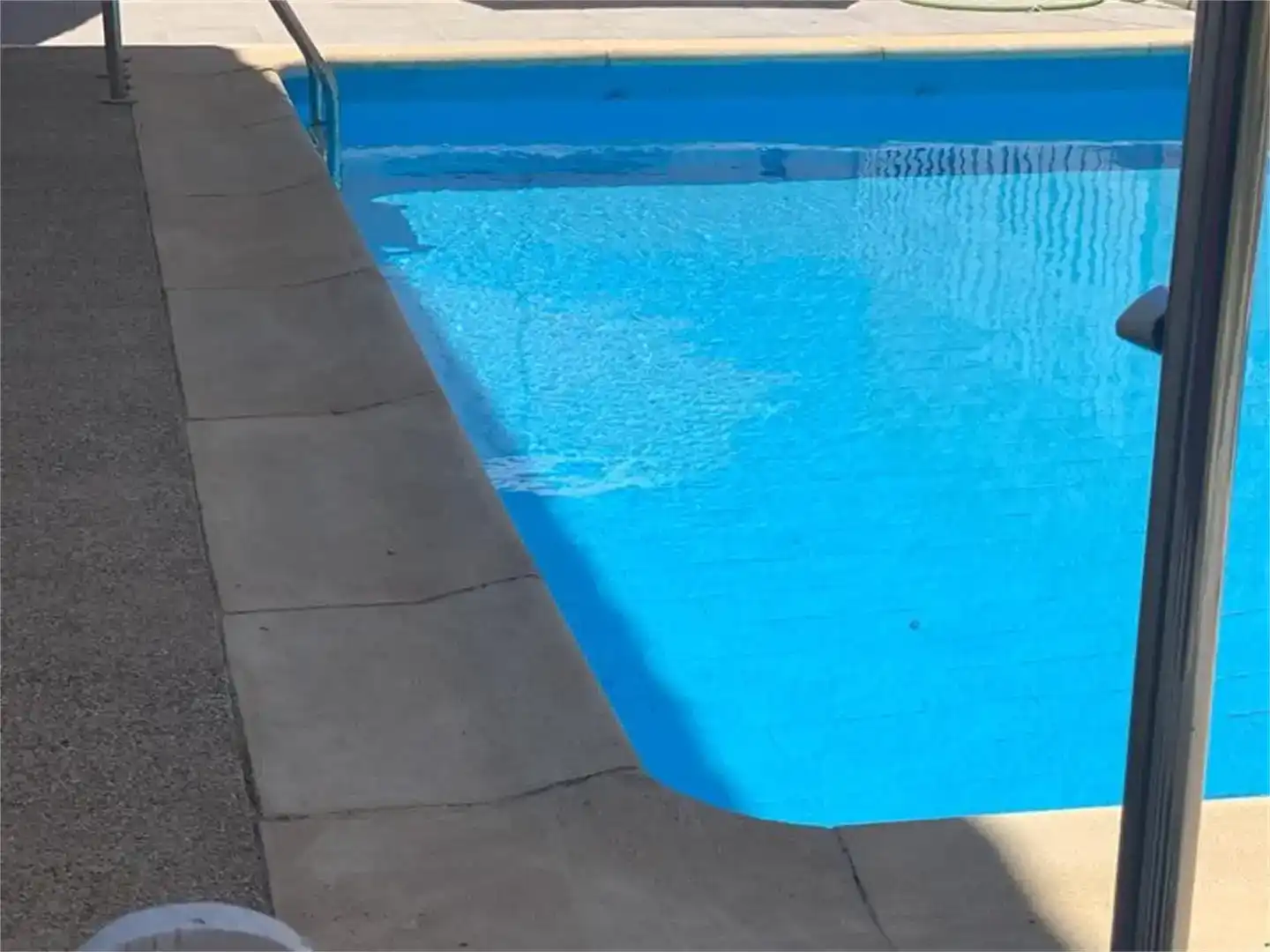 Piscina de Casa adosada en venda en Begíjar amb Jardí privat, Traster i Piscina