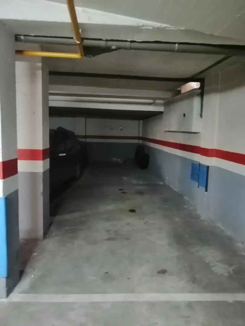 Double with lift for sale in Calle Calixto y Melibea 8