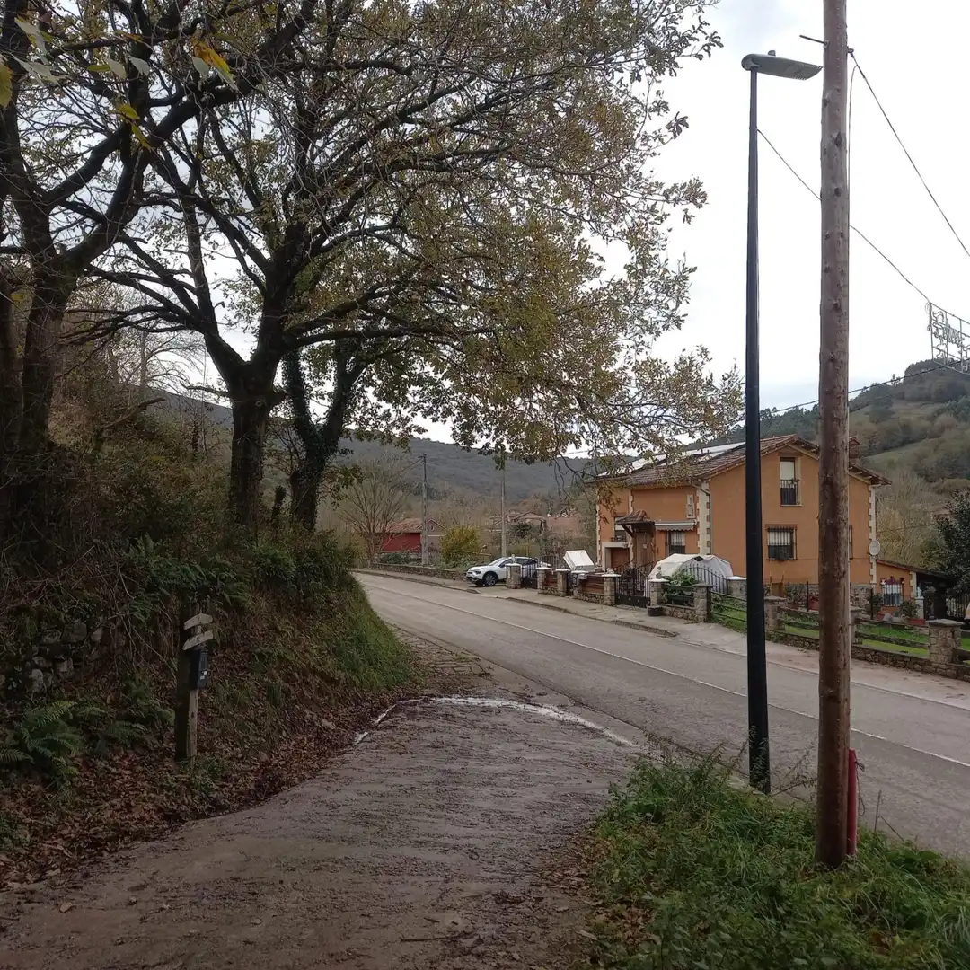 Vista exterior de Terreno en venta en Los Corrales de Buelna 