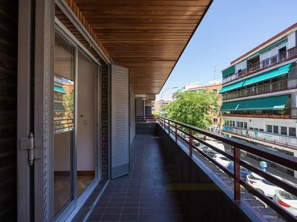 Exterior view of Flat for sale in Madrid
