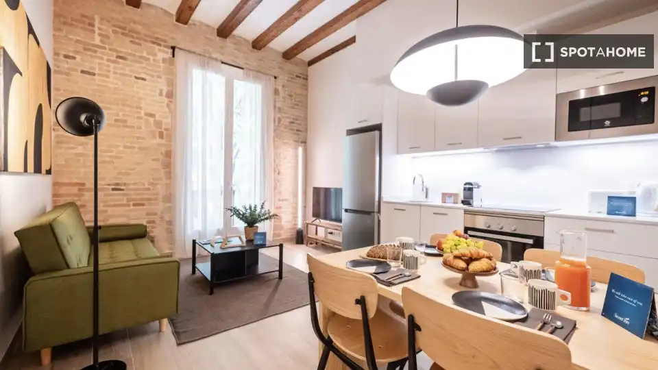 Flat with terrace to rent in Eixample, imagen 4