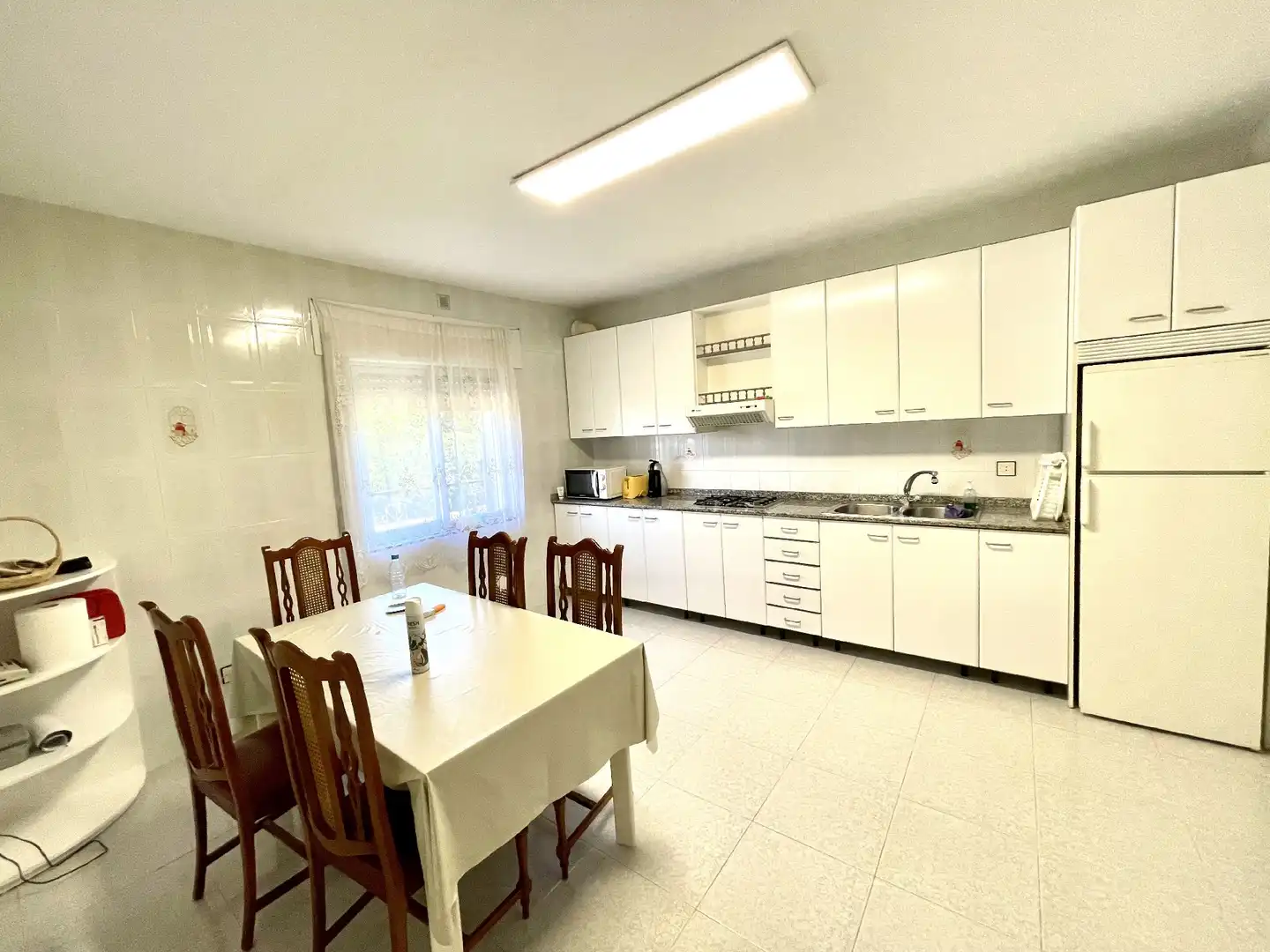 Casa amb jardí en venda a Lucillo, imagen 2