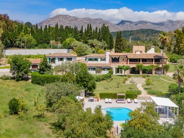 Casa rustica con piscina in vendita a Pollença Poble