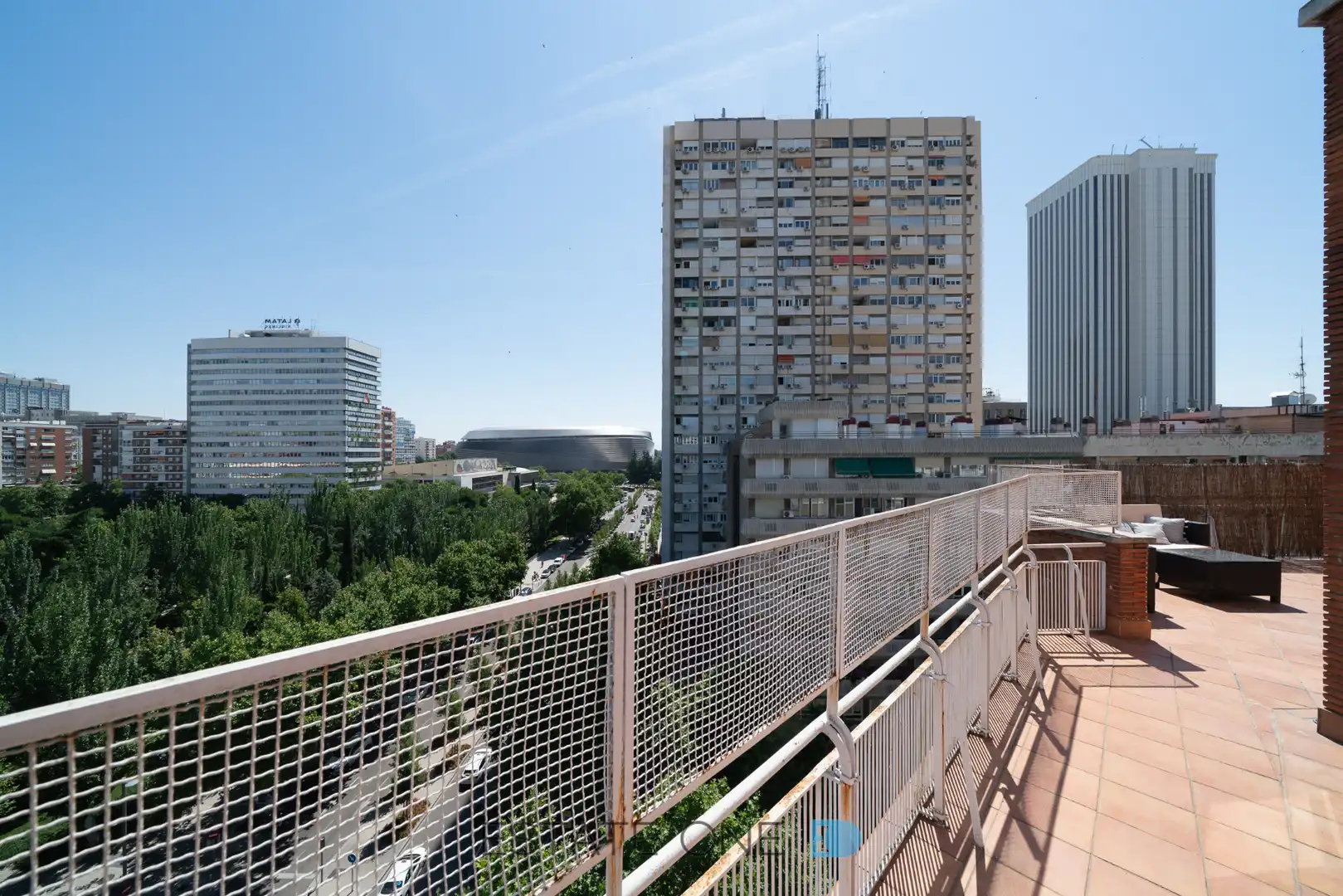 Vista exterior de Ático de alquiler en Madrid con Aire acondicionado, Calefacción y Terraza