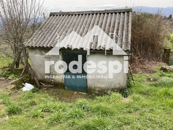 Casa o xalet en venda en A Cañiza   amb Traster i Moblat