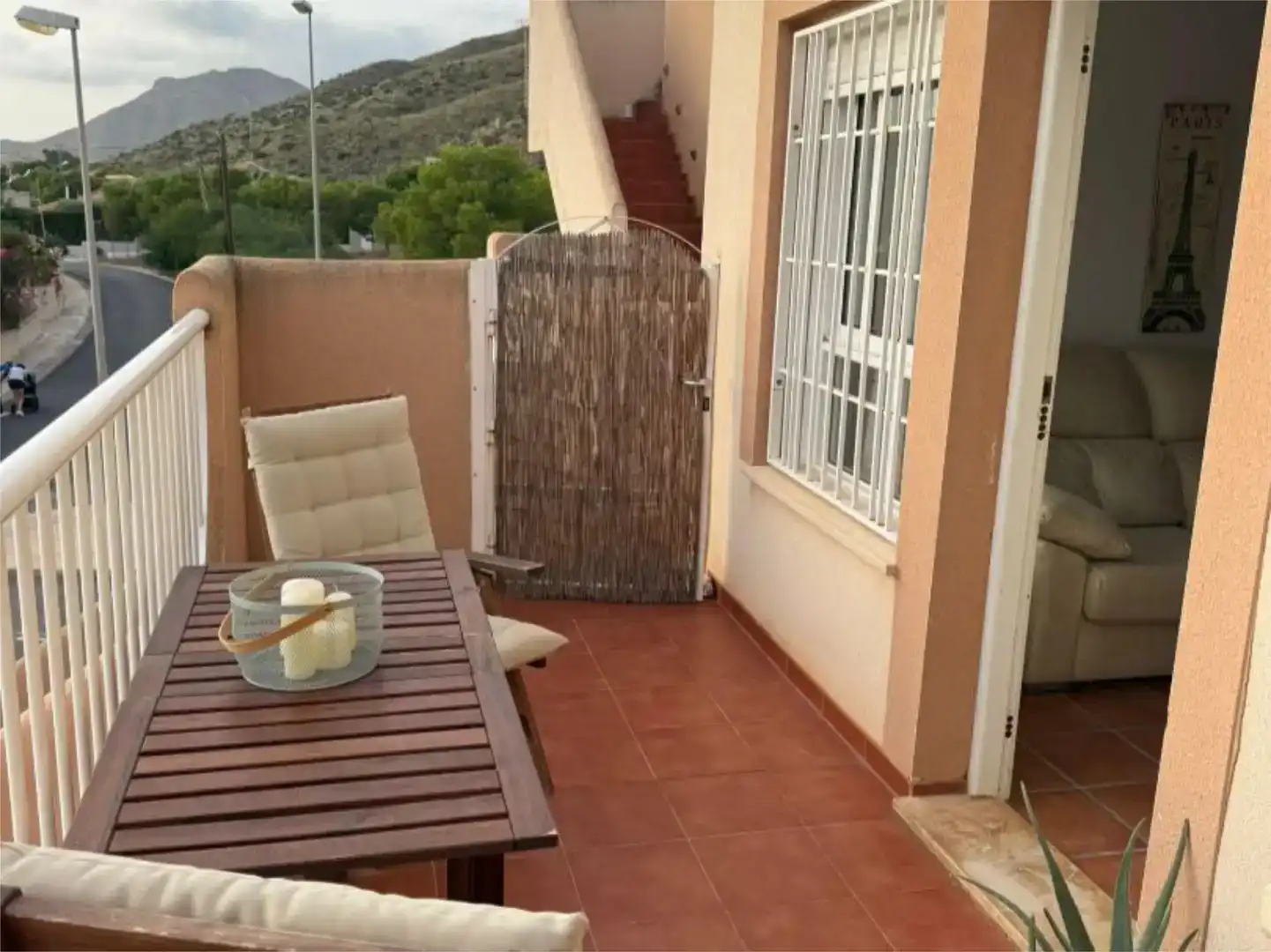 Terrassa de Pis de lloguer en Cartagena amb Aire condicionat, Piscina i Moblat
